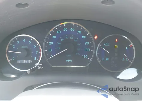 2010 Toyota Sienna Xle z USA, uszkodzony, nr VIN 5TDYK4CC2AS341182